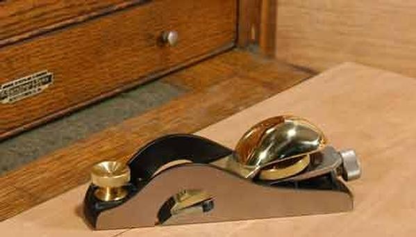 Lie Nielsen No 60 1 2r Rebating Block Plane
