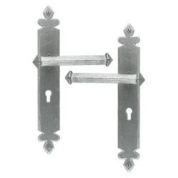 From The Anvil Pewter Patina Tudor Unsprung Lever Lock Set